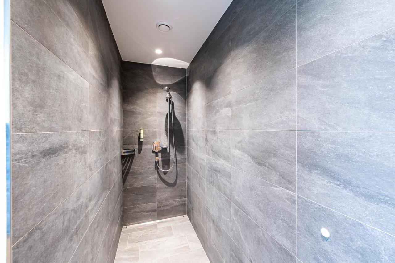 Manni Village - Lifestyle Apartments Mayrhofen Bagian luar foto