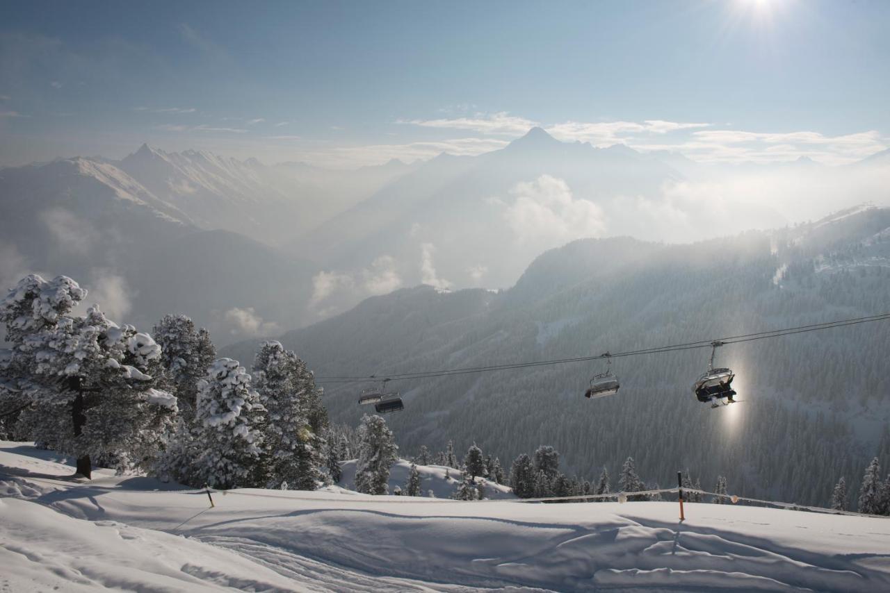 Manni Village - Lifestyle Apartments Mayrhofen Bagian luar foto